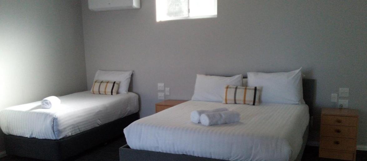 Hive Hotel, Moruya Exterior photo