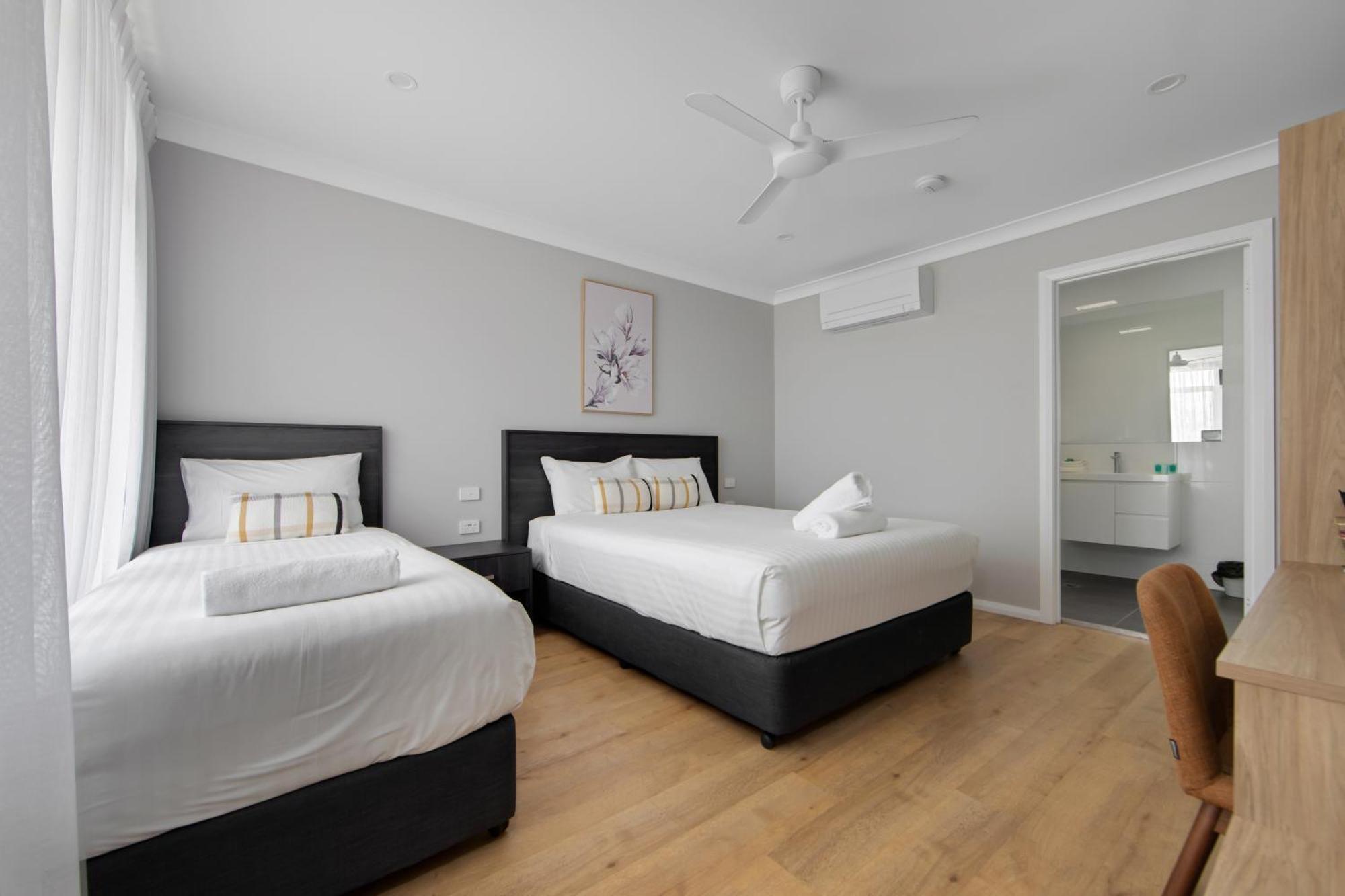 Hive Hotel, Moruya Exterior photo