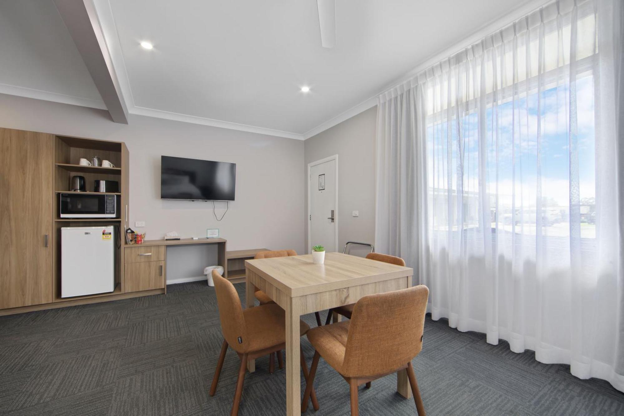 Hive Hotel, Moruya Exterior photo
